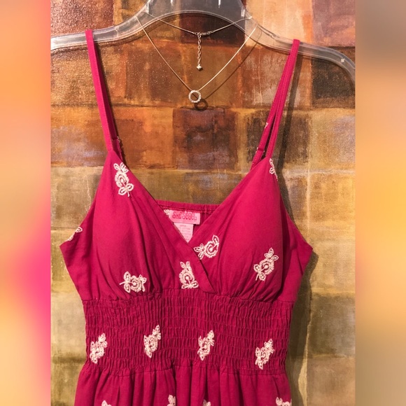 SHES COOL Fuchsia SunDress w Cream Embroidery MINT - Picture 7 of 8